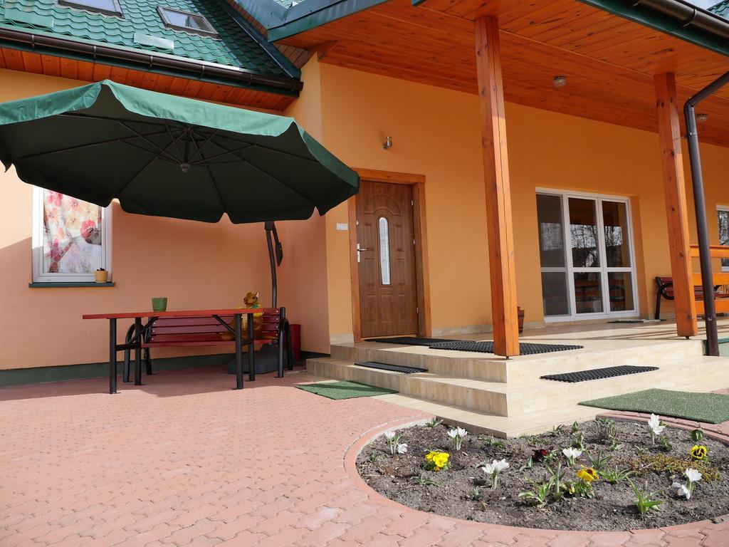 Apartmán Pl.Outback Białowieża Exteriér fotografie